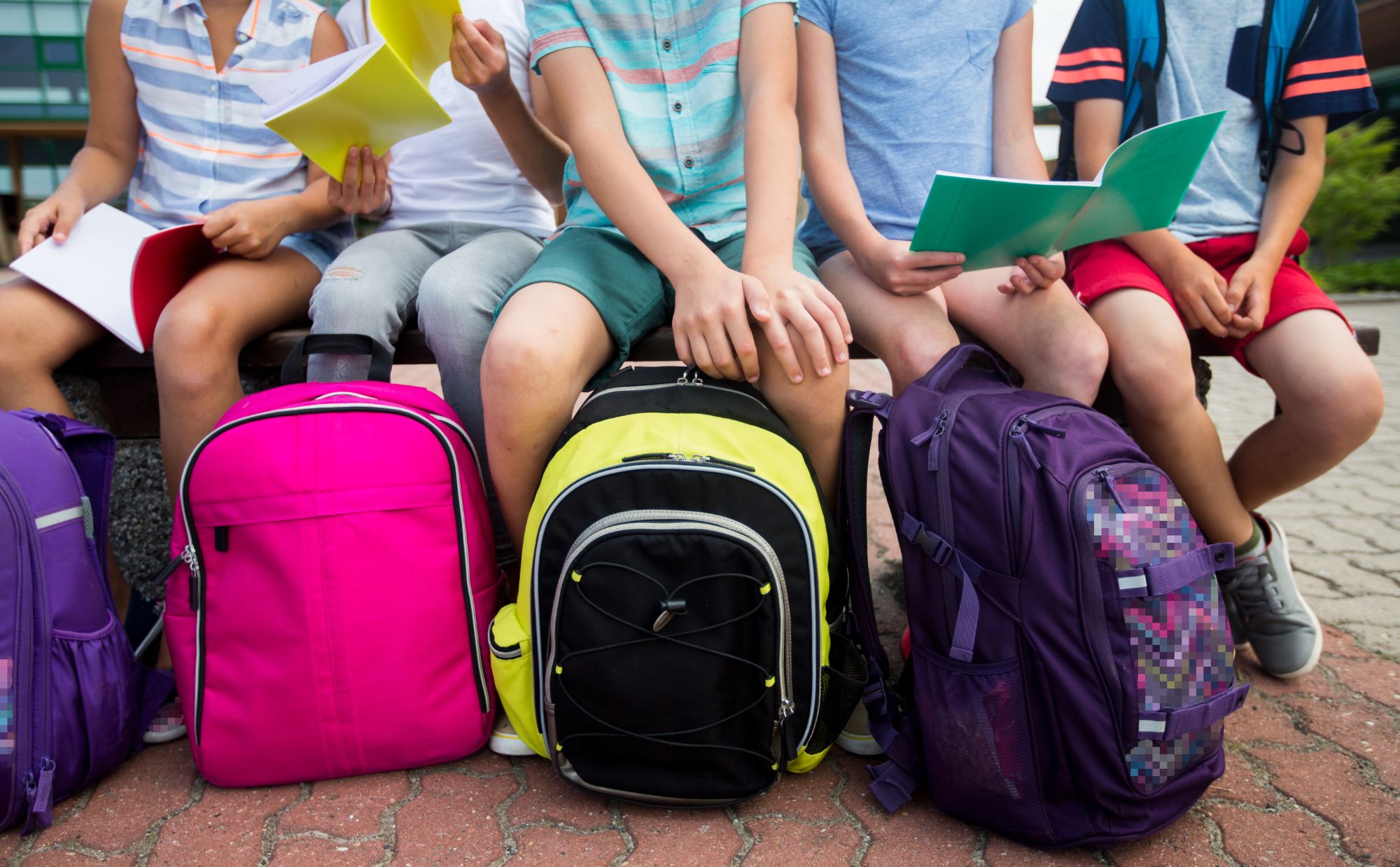 Fisioterapia infantil - A3 Policlínica - cómo elegir la mochila del colegio